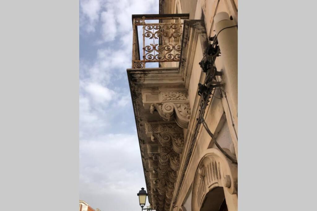 Casa Negli Iblei Canicattini Bagni Exterior foto
